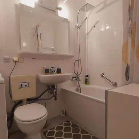 3 Raum Am Hauptbahnhof Dresden