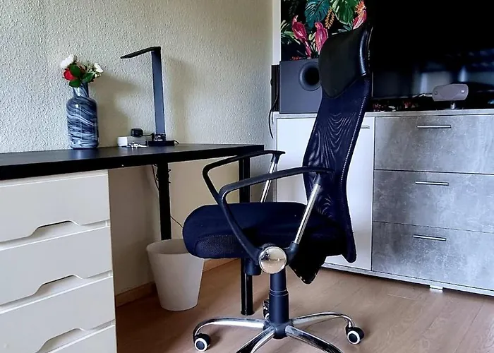 3 Raum Am Hauptbahnhof Apartment *